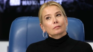 Юлия Высоцкая в слезах рассказала о дочери, находящейся в коме 12 лет