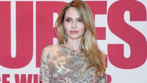 Анджелина Джоли подогрела слухи о романе, появившись на премьере фильма с Луи Гаррелем