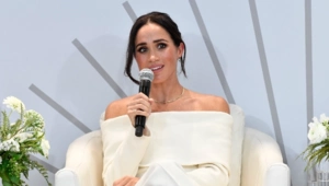 Отец Меган Маркл начал встречаться с филиппинкой