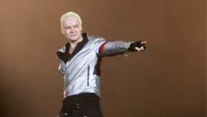 SHAMAN объяснил свою любовь к кожаным штанам и экспериментам с микрофоном