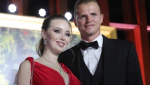 Ребенок Тарасова и Костенко попал в больницу с сильным обезвоживанием Ребенок Тарасова и Костенко попал в больницу с сильным обезвоживанием