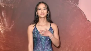Погибла 19-летняя звезда франшизы «Годзилла» Кэйли Хоттл Погибла 19-летняя звезда франшизы «Годзилла» Кэйли Хоттл