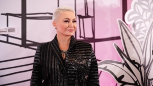 Катя Лель призвала россиян готовиться к прибытию инопланетян