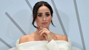 Представитель Меган Маркл прокомментировал слухи об украденном дизайнерском платье