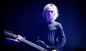 Британские власти начали расследование обстоятельств смерти бывшего гитариста The Cure