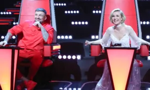 Полина Гагарина поцеловала Басту на сцене «Лужников»