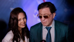 Григорий Лепс рассказал об отношениях с 19-летней возлюбленной: «Она довольно жесткий человек»