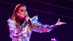 Юлия Савичева раскрыла секрет крепкого брака: «Можно любить всю жизнь» Юлия Савичева раскрыла секрет крепкого брака: «Можно любить всю жизнь»