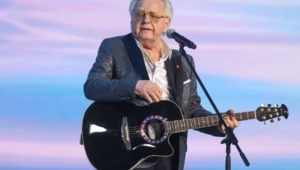 Директор Юрия Антонова прокомментировал слухи об уходе артиста со сцены Директор Юрия Антонова прокомментировал слухи об уходе артиста со сцены