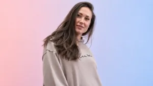 Елена Товстик обвинила бывшего мужа в похищении их 10-летней дочери Елена Товстик обвинила бывшего мужа в похищении их 10-летней дочери