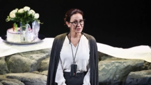 Актриса Екатерина Климова назвала свой подход к вечной молодости «стилем жизни» Актриса Екатерина Климова назвала свой подход к вечной молодости «стилем жизни»