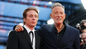 Дело не во внешности: за что раскритиковали фильм с Джереми Алленом Уайтом в роли Брюса Спрингстина