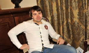 Михаил Казаков отверг обвинения бывшей: сын живет со мной, а дочь не моя Михаил Казаков отверг обвинения бывшей: сын живет со мной, а дочь не моя