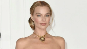 Марго Робби появилась на премьере новой экранизации «Грозового перевала» в колье Элизабет Тейлор