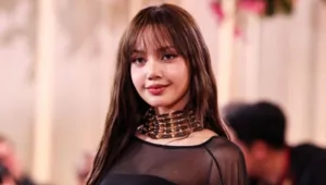 Лису из BLACKPINK заподозрили в ринопластике после нового выхода в свет Лису из BLACKPINK заподозрили в ринопластике после нового выхода в свет