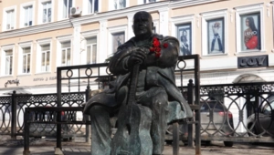Сын Михаила Круга женится на девушке, которую встретил на шоу Сын Михаила Круга женится на девушке, которую встретил на шоу