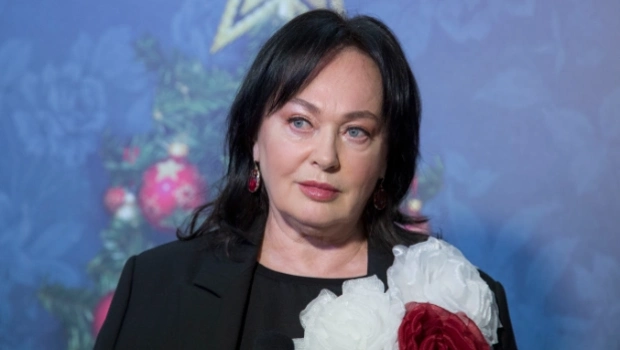 Актриса Лариса Гузеева улетела из России