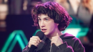 Марк Эйдельштейн составил персональный плейлист Марк Эйдельштейн составил персональный плейлист