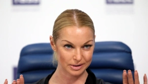 Анастасия Волочкова отменила свадьбу: жених-шоумен оказался шарлатаном