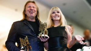 Виктор Дробыш призвал «Грэмми» дать награду Валерии: «Моя любимая певица» Виктор Дробыш призвал «Грэмми» дать награду Валерии: «Моя любимая певица»