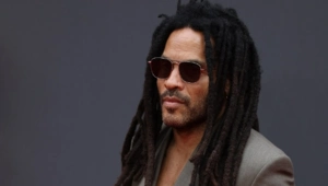 Ленни Кравиц предстанет в образе злодея в игре про молодого Джеймса Бонда Ленни Кравиц предстанет в образе злодея в игре про молодого Джеймса Бонда