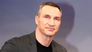 Владимир Кличко добивается полномочий для расследования исчезновения личных вещей Хайден Панеттьери