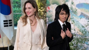 Сын Анджелины Джоли и Брэда Питта отказался от фамилии отца