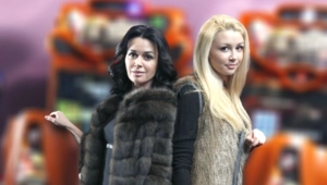 Дочь Анастасии Заворотнюк почтила память актрисы в День матери