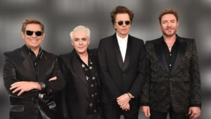 Duran Duran представили танцевальную версию хита «Shadows on Your Side» Duran Duran представили танцевальную версию хита «Shadows on Your Side»