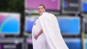 Вновь ставшая мамой Регина Тодоренко заговорила о планах на четвертого ребенка