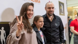 Суд назначил экспертизу по делу о разделе имущества Елены и Романа Товстик