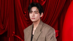 Ви провел прямой эфир с ARMY и объявил о переезде в новый дом