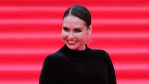 Ляйсан Утяшева с размахом отметила 41-летие на сюрприз-вечеринке от Павла Воли