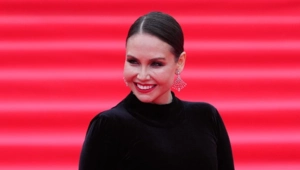 Ляйсан Утяшева с размахом отметила 41-летие на сюрприз-вечеринке от Павла Воли