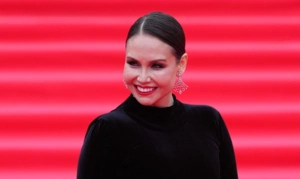 Ляйсан Утяшева с размахом отметила 41-летие на сюрприз-вечеринке от Павла Воли