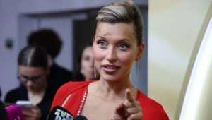 Регина Тодоренко едва не попала под машину с коляской: «И всё из-за телефона!»