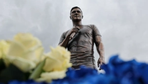 Вдова Юрия Шатунова намерена зарегистрировать товарный знак Вдова Юрия Шатунова намерена зарегистрировать товарный знак