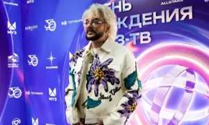 Киркоров высказался о ситуации, когда его волосы «встали дыбом»: «Это стало мемом» Киркоров высказался о ситуации, когда его волосы «встали дыбом»: «Это стало мемом»