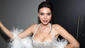 Оксана Самойлова провела день в компании учителя по вокалу Оксана Самойлова провела день в компании учителя по вокалу