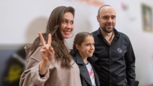 Елена Товстик заявила, что Роман забыл о шестерых детях ради новой возлюбленной