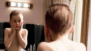 Стало известно, кем были родители мальчика из фильма «Один дома» Стало известно, кем были родители мальчика из фильма «Один дома»