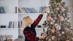 Дизайнер интерьера рассказал, как украсить дом к Новому году Дизайнер интерьера рассказал, как украсить дом к Новому году