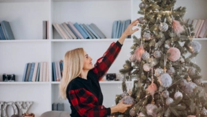 Дизайнер интерьера рассказал, как украсить дом к Новому году Дизайнер интерьера рассказал, как украсить дом к Новому году