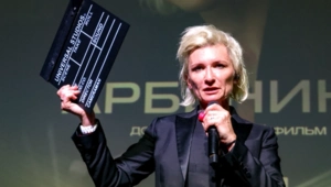 Диана Арбенина пережила стресс из-за проблем со сценой: «Начала плакать» Диана Арбенина пережила стресс из-за проблем со сценой: «Начала плакать»