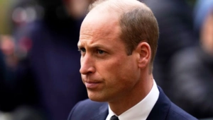 Принц Уильям проходит серьезную подготовку к трону на фоне раскола в монархии Принц Уильям проходит серьезную подготовку к трону на фоне раскола в монархии