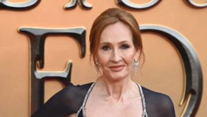 Джоан Роулинг оценила трейлер сериала про Гарри Поттера Джоан Роулинг оценила трейлер сериала про Гарри Поттера