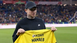 Павел Мамаев отказывается общаться с дочерью Алисой из-за денег