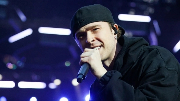 Егор Крид поможет пострадавшей на его концерте 11-летней поклоннице Егор Крид поможет пострадавшей на его концерте 11-летней поклоннице