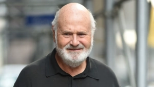 Убит режиссер фильма «Когда Гарри встретил Салли» Роб Райнер Убит режиссер фильма «Когда Гарри встретил Салли» Роб Райнер