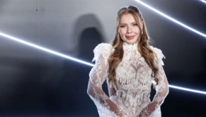 Карина Кросс высказалась о создании музыки нейросетями: «Многих артистов ИИ заменит» Карина Кросс высказалась о создании музыки нейросетями: «Многих артистов ИИ заменит»